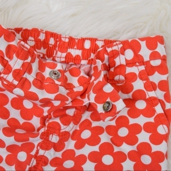 Carter’s Cotton Flower Print Girls Shorts, 24 Mths - Picture 3 of 5